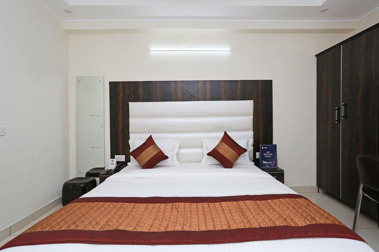 Oyo 9147 Hotel Aerostay New Delhi Exterior photo